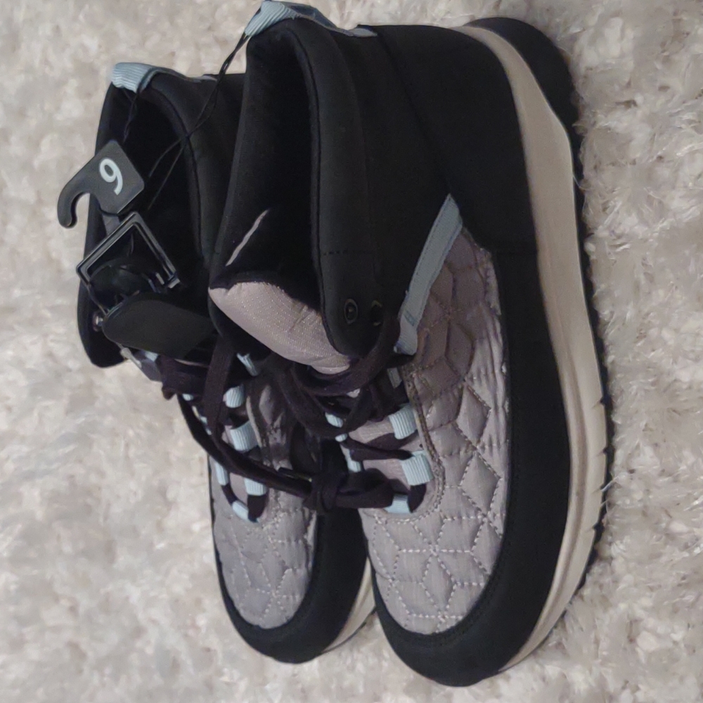 Hydrid Hiker Boots